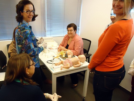 Curso treina médicos em Reanimação Neonatal