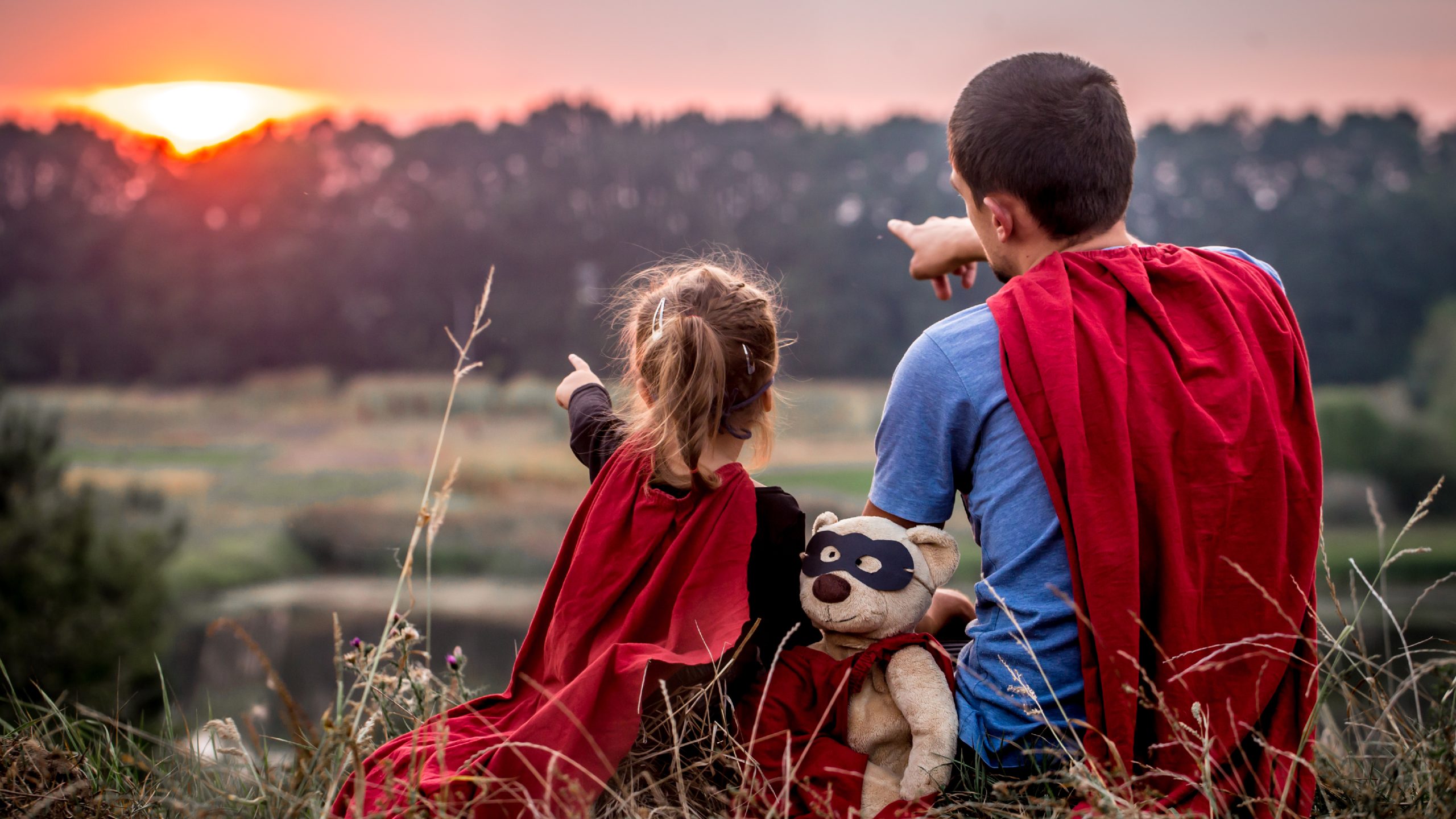 Para celebrar o Dia dos Pais, recorro a um antigo conto dos irmãos Grimm: João de Ferro
